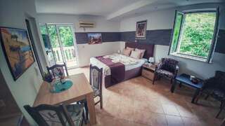 Апартаменты Apartments Villa PM Котор Апартаменты с 1 спальней, балконом и частичным видом на море-1